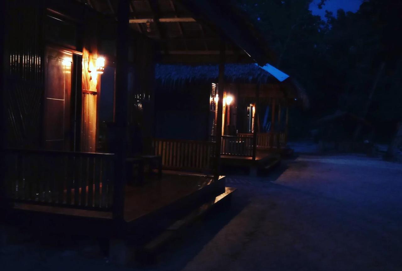 Aldejus Homestay Yennanas Besir Exterior photo