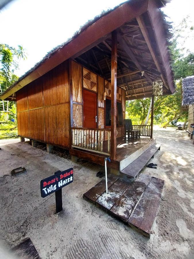 Aldejus Homestay Yennanas Besir Exterior photo