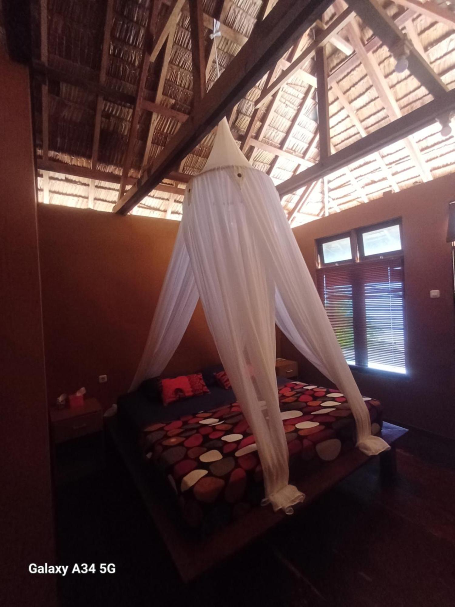 Aldejus Homestay Yennanas Besir Exterior photo