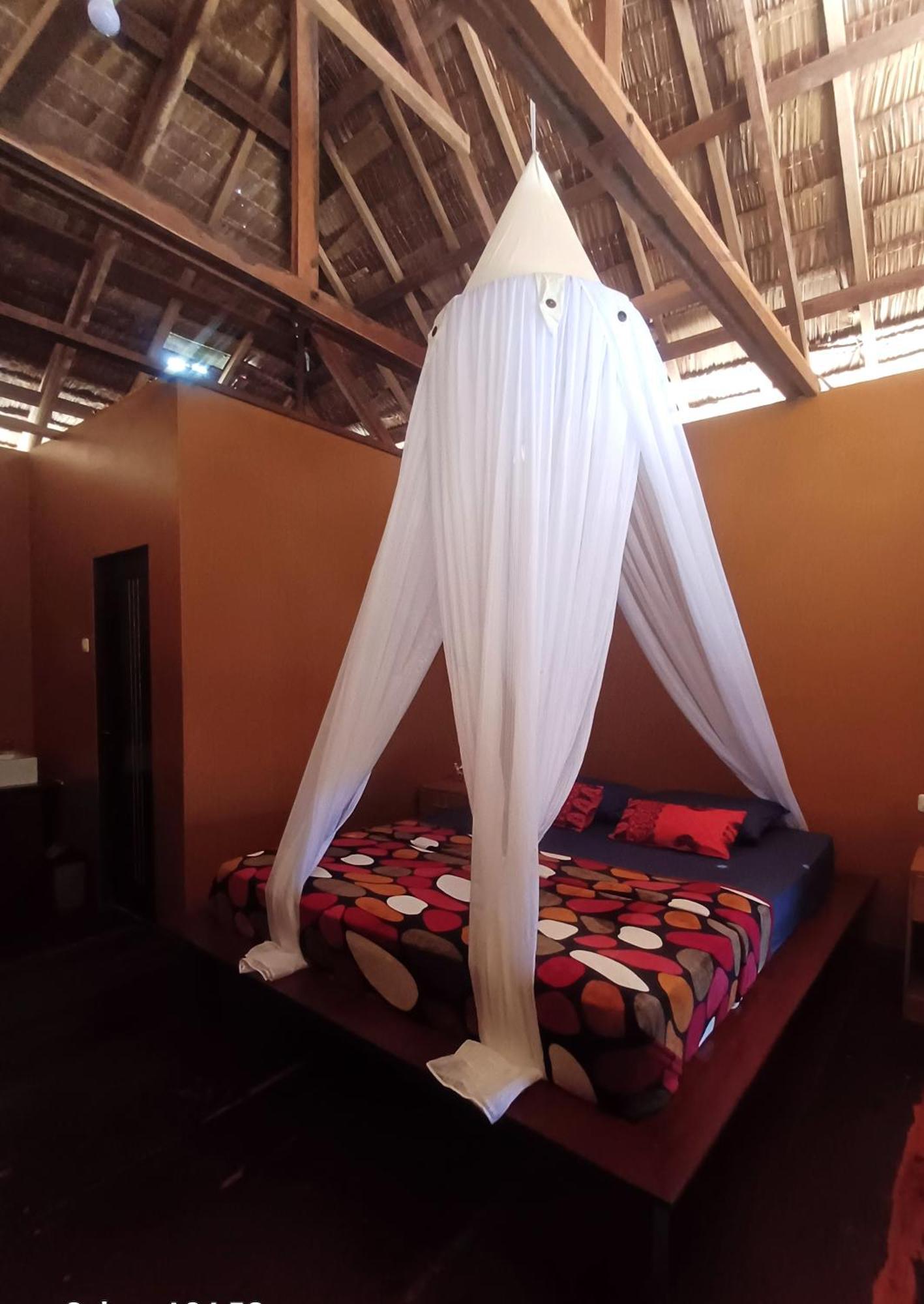 Aldejus Homestay Yennanas Besir Exterior photo